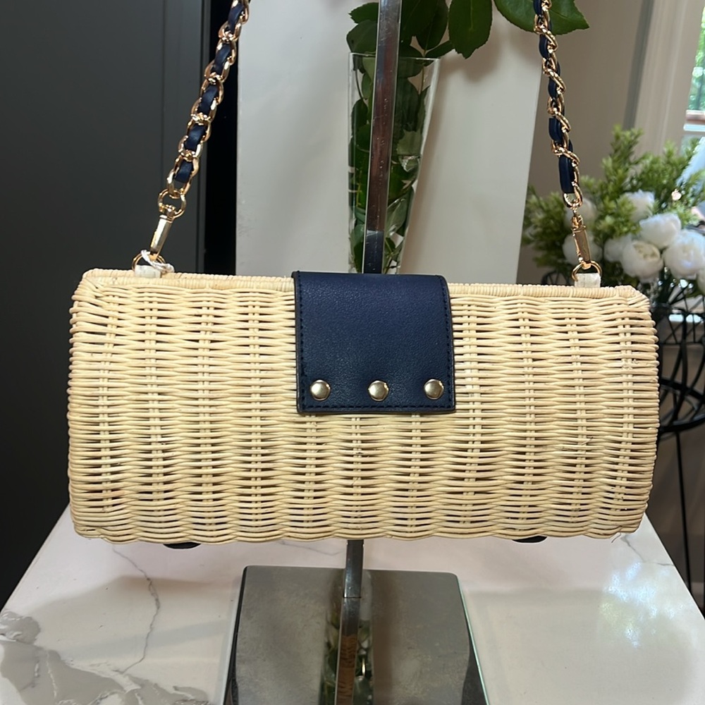 Tommy Bahama Woven Straw Shoulder Clutch Bag in Natural with Navy Trim - Picture 8 of 12